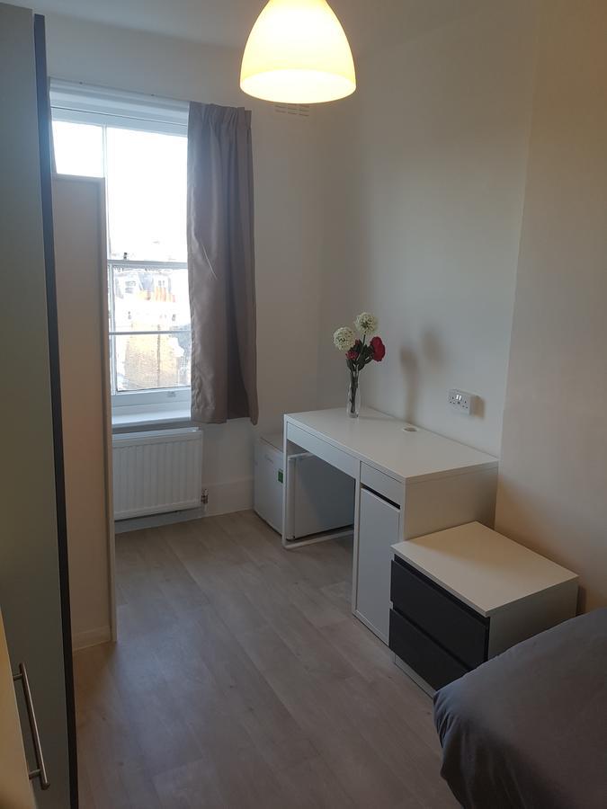 New Mansion House Hostal