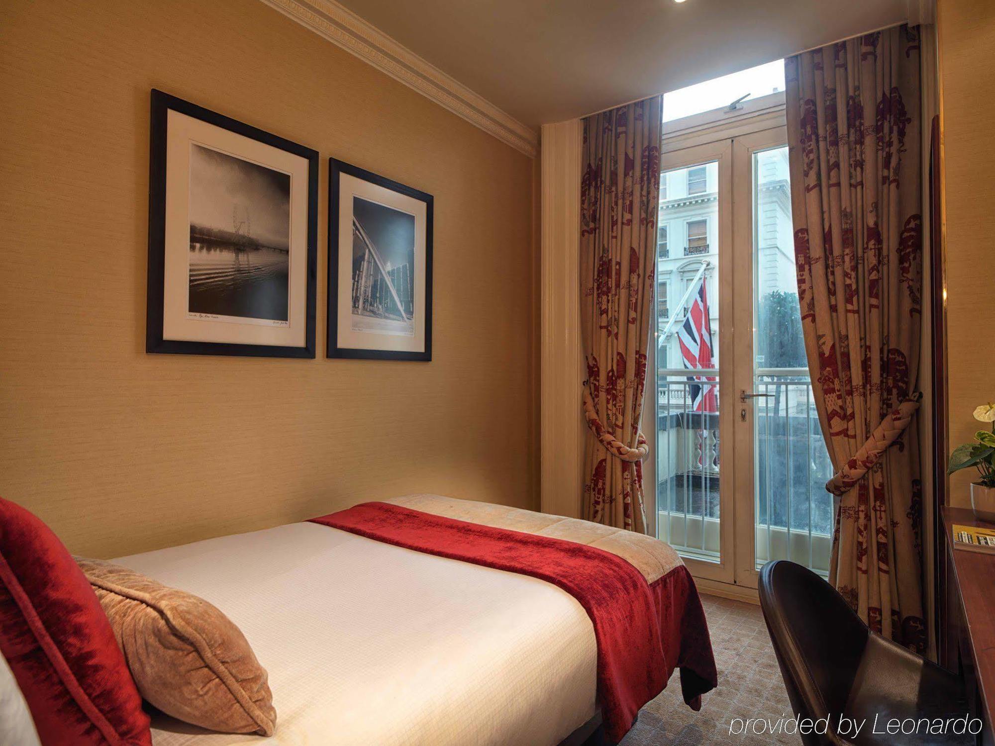 Radisson Blu Hotel, South Kensington - Formerly Vanderbilt Hotel 4*
