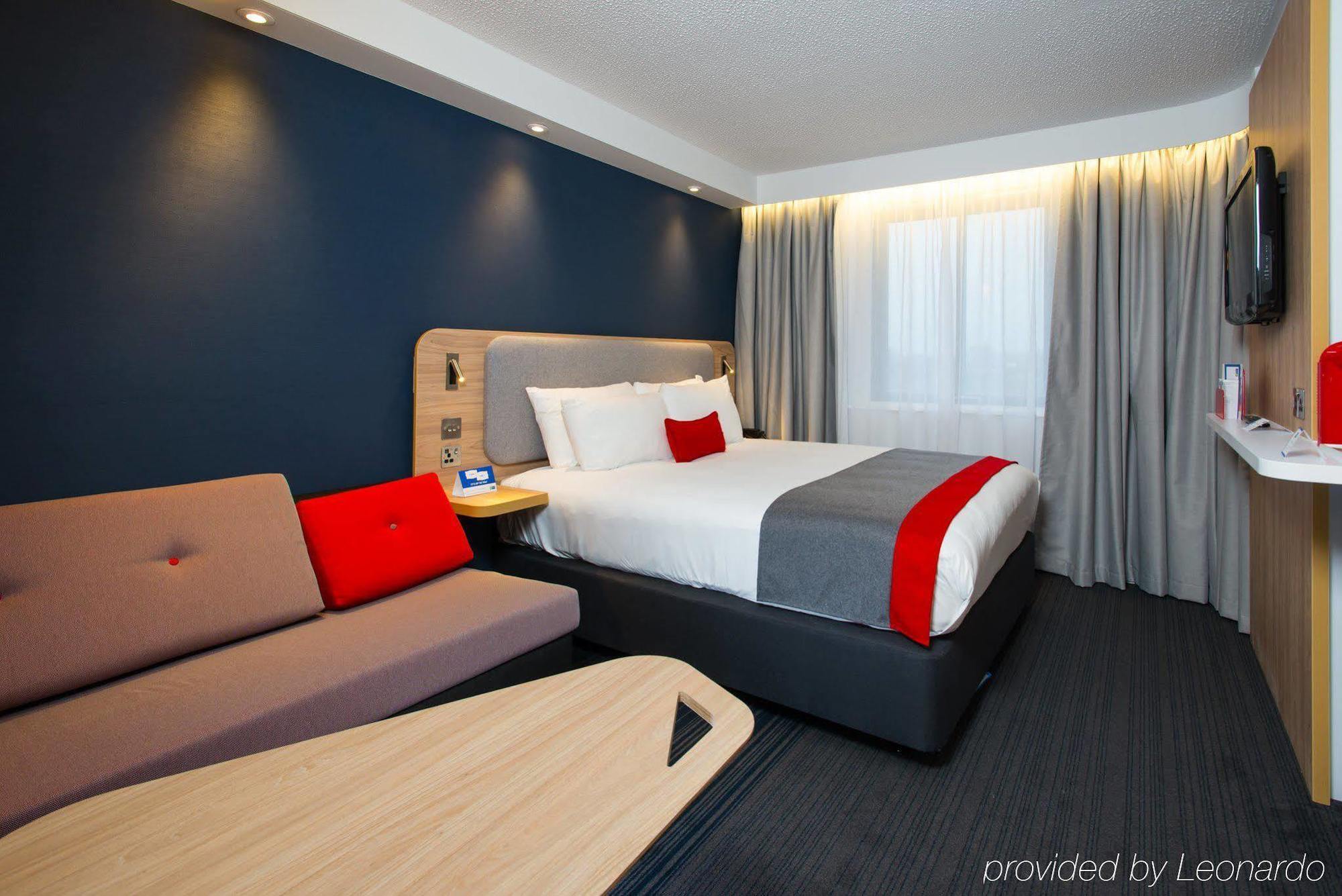 Express Greenwich By Ihg 3*