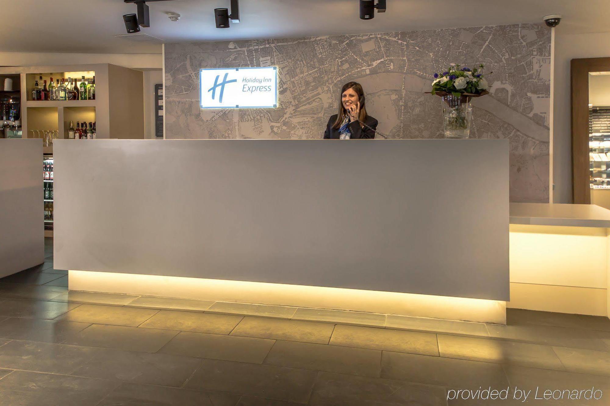 Express Southwark By Ihg 3* Londen