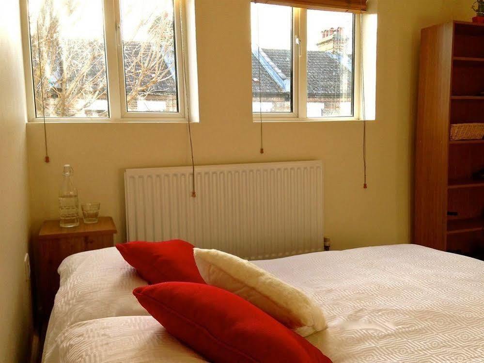 Balfern 2* London