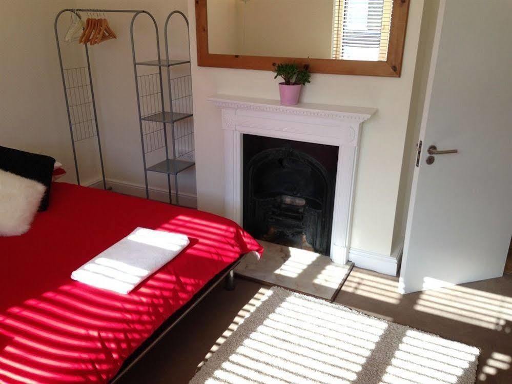 Balfern 2* London