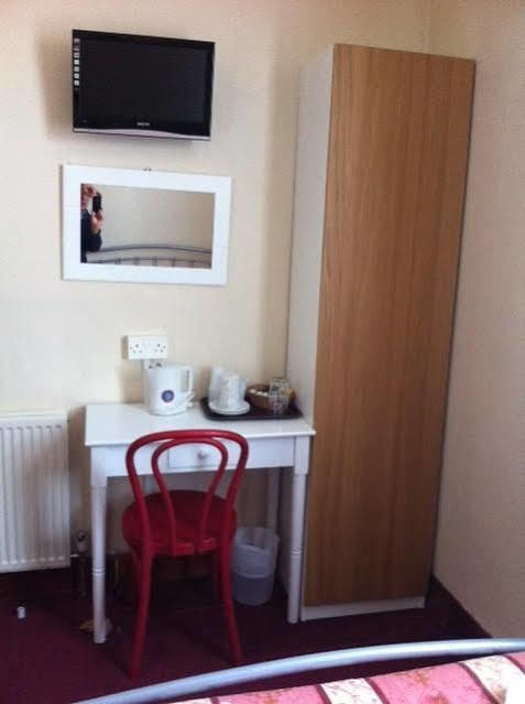 Orlando Guest house London