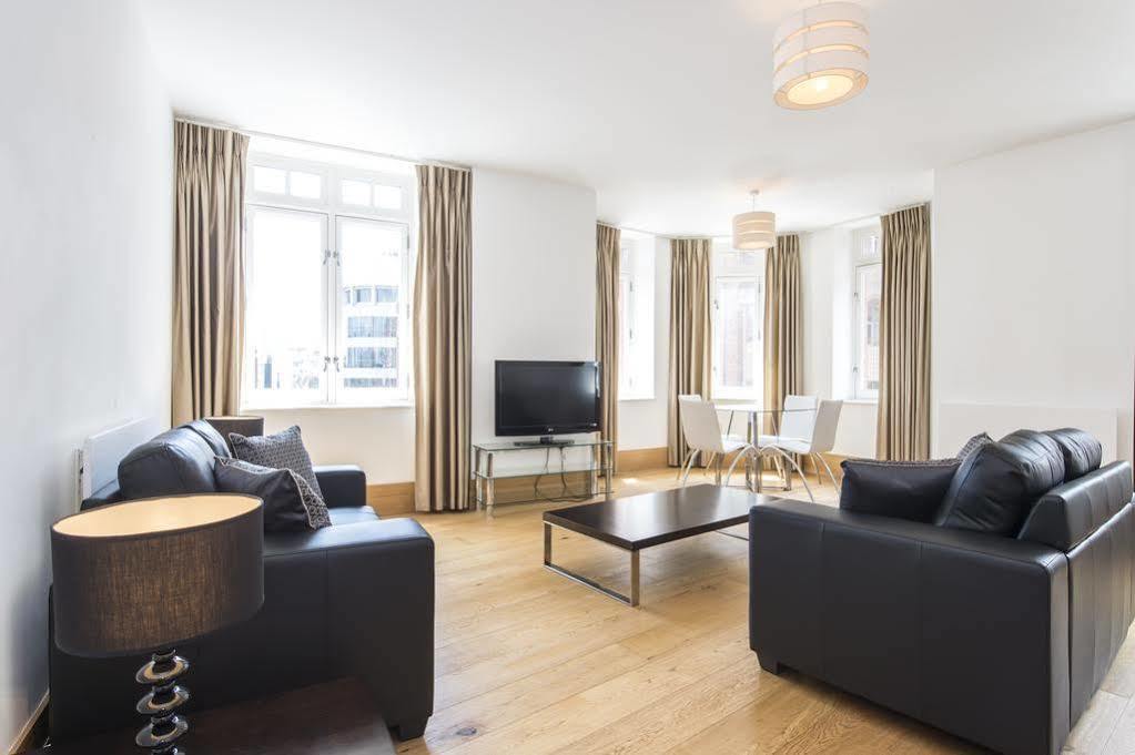 Tower Hill Serviced Apartamento *