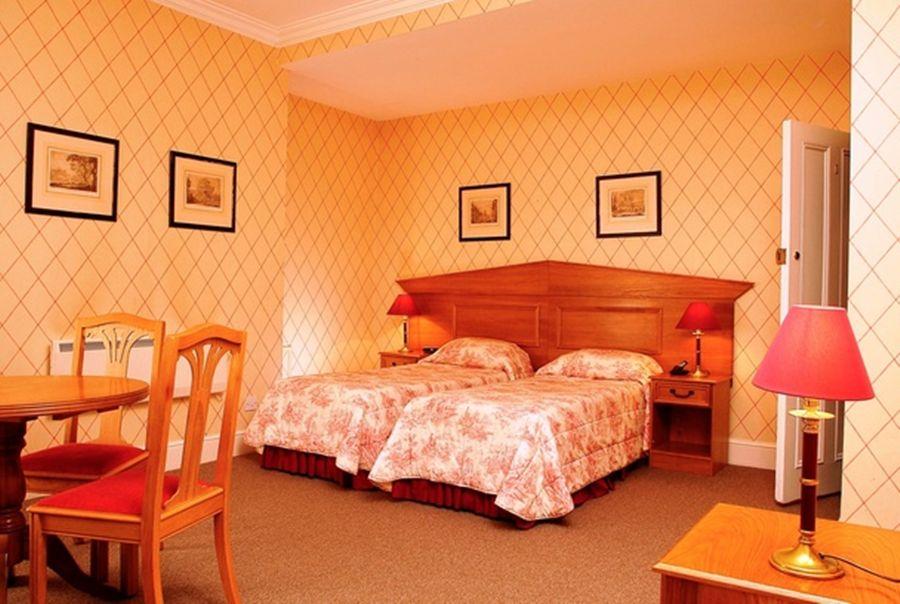 Astons Hotel London
