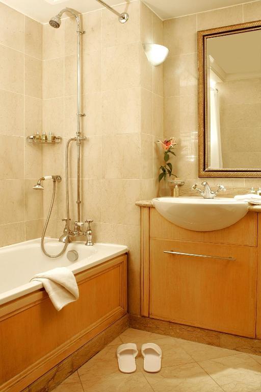 Ascott Mayfair Apartment
