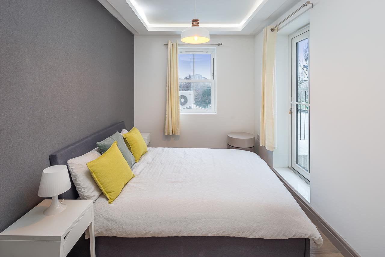 Regents Luxury * London