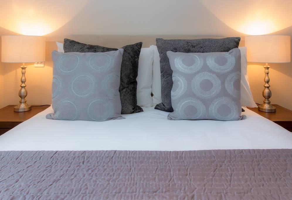 Ealing Apartment