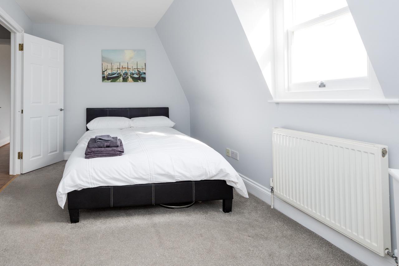Camden E/apartment London