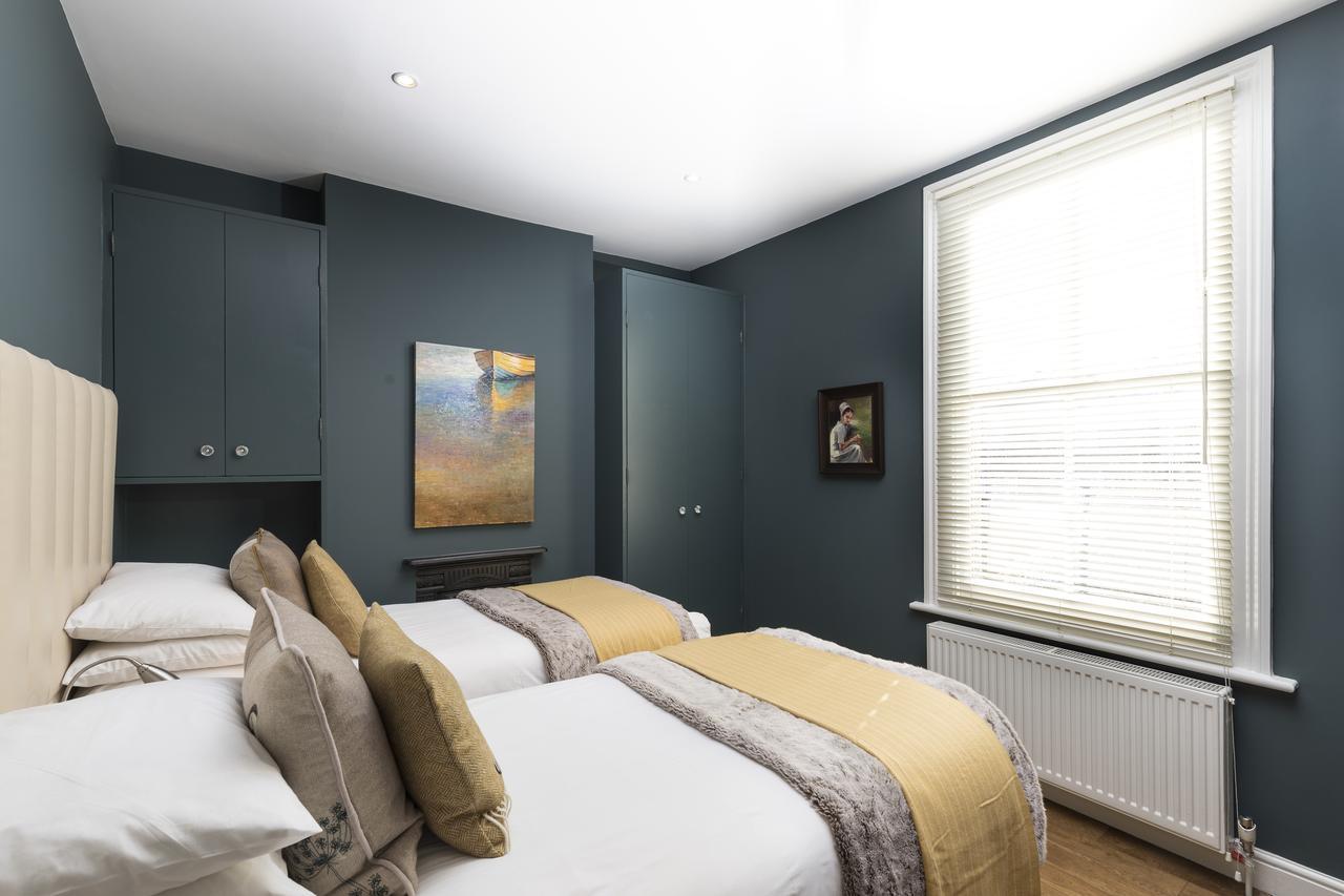 Parklands B&B Bed & Breakfast London