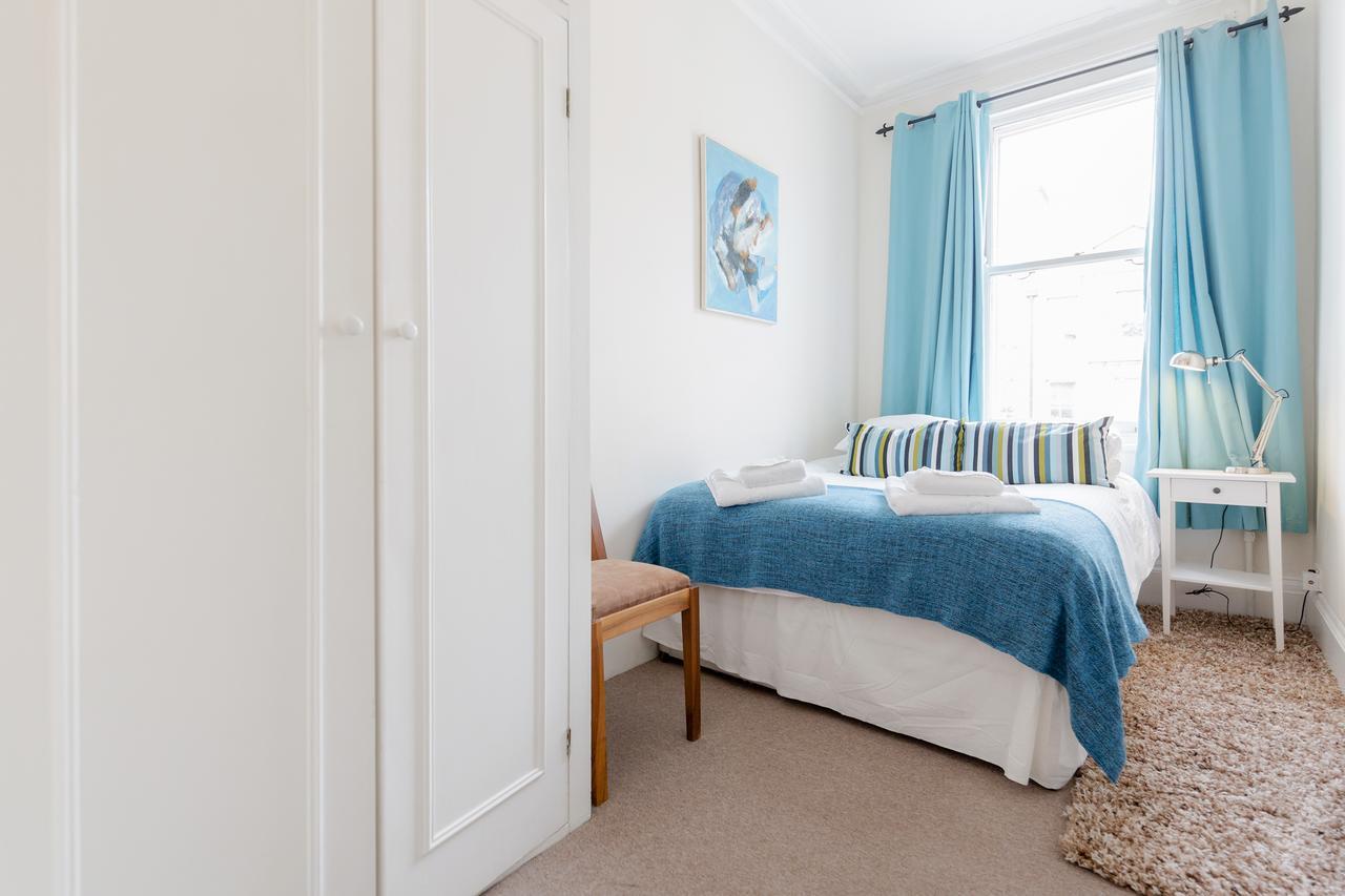 Apartment Earls Court By Basetogo London