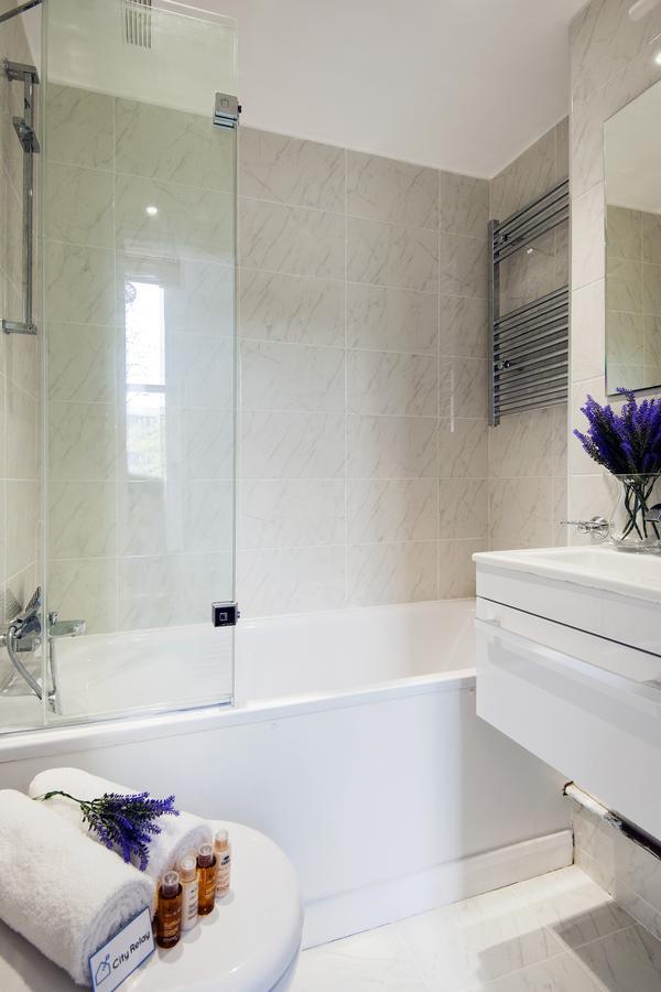 The Penywern Road Gem Apartment *