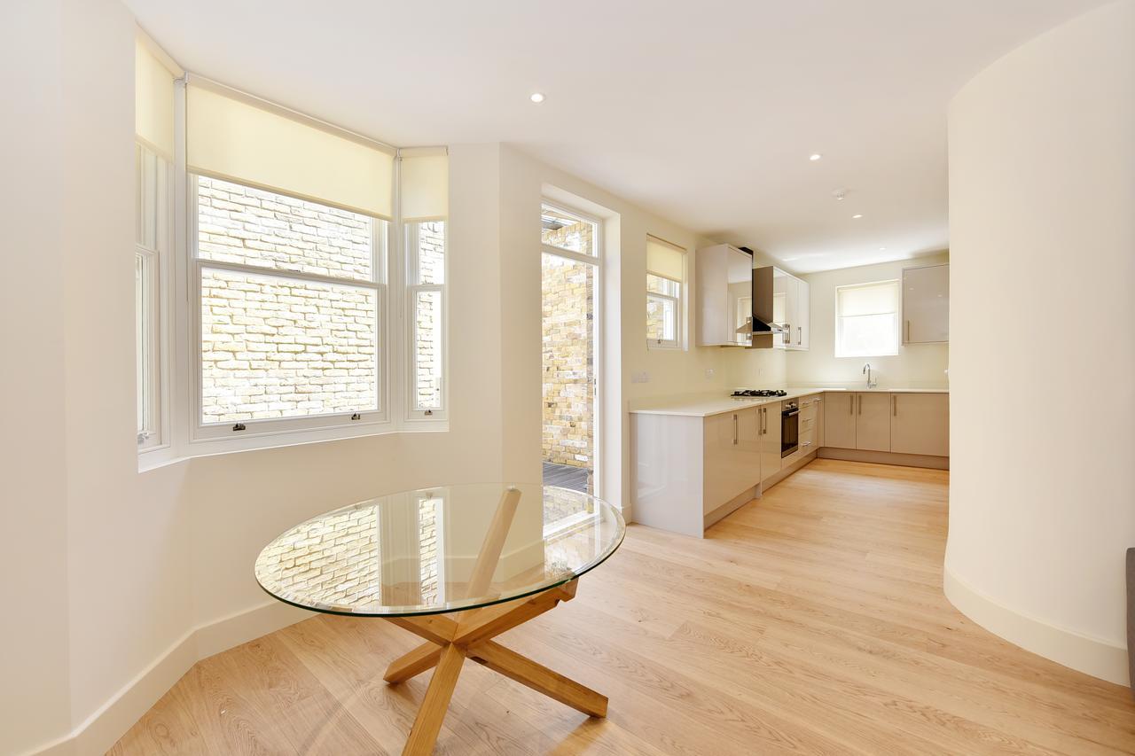 Brand New Herne Hill Apartment London