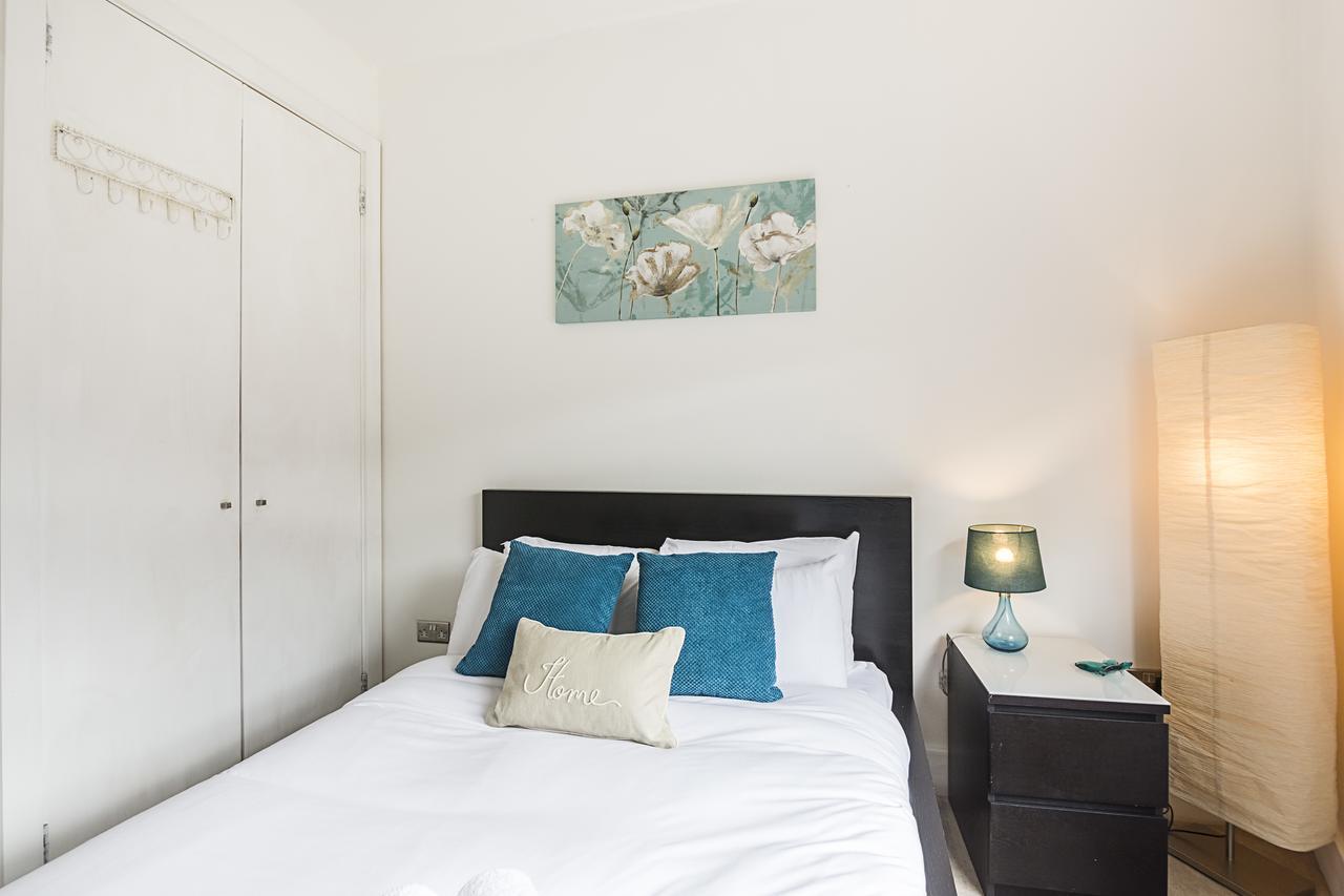 Cdp Kentish Town * London