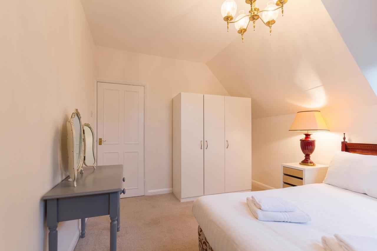New Cosy 2 Bedroom Detached House West Finchley Apartment