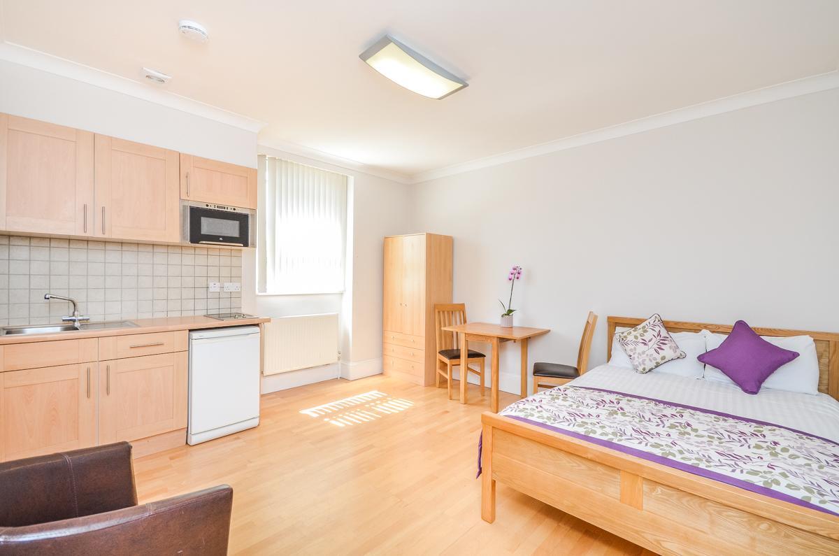 Apartment Courtfield London
