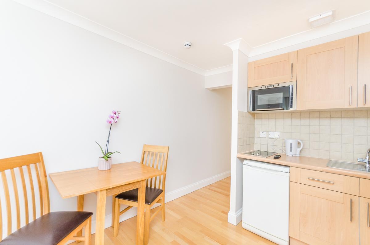 Courtfield Apartment