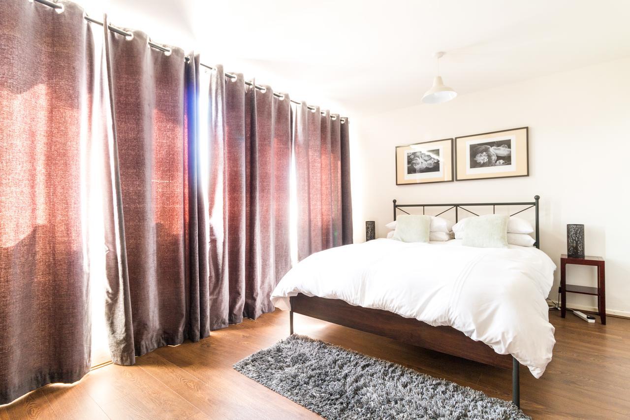 Appartement Modern Central Family-home For 6 Londen