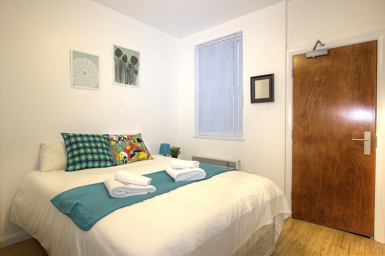 Chaplin Apartments Apartment *