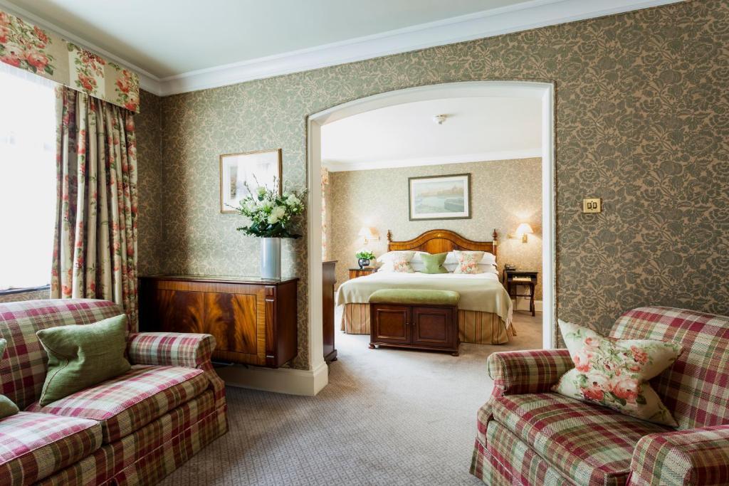 The Capital Hotel, & Townhouse Hotel Londen