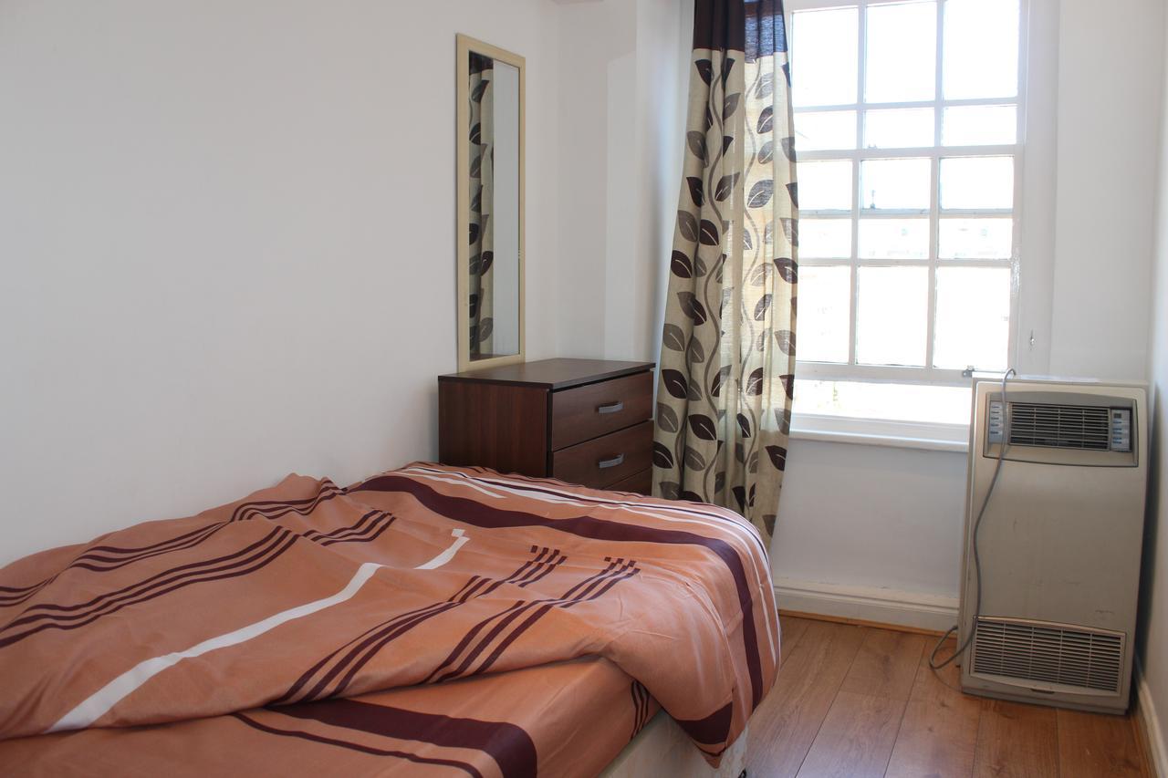 Park West Apartment London