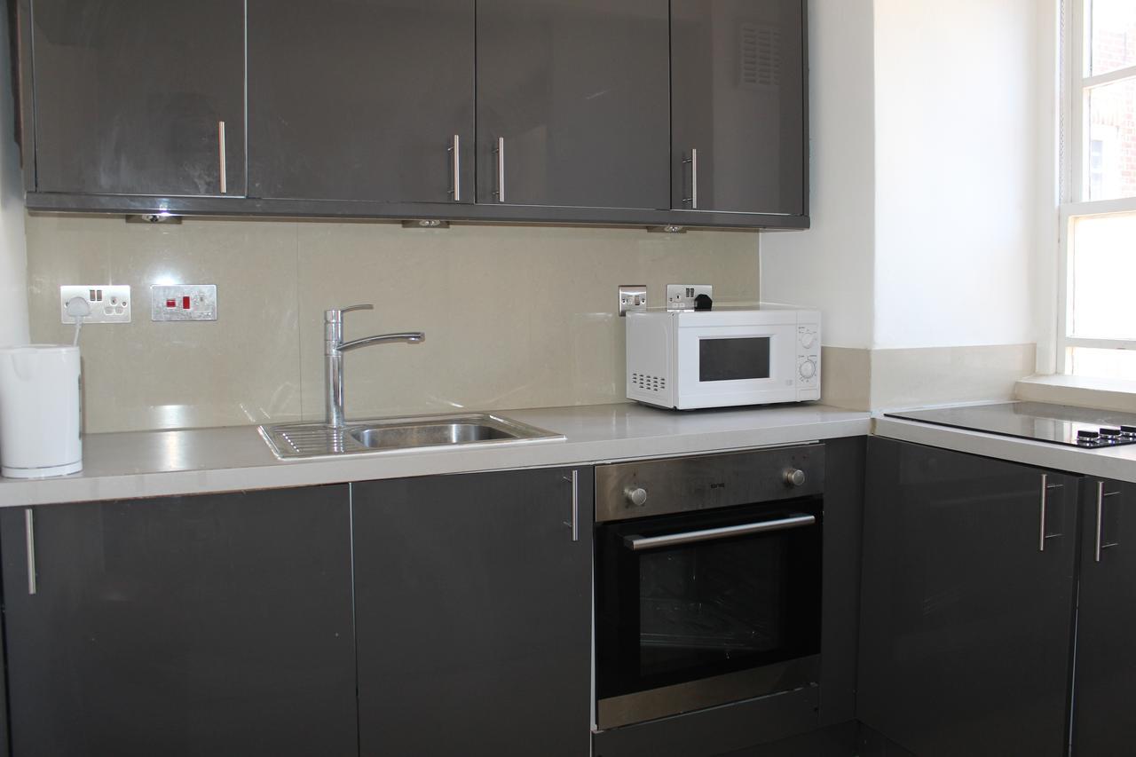 Park West Apartment London