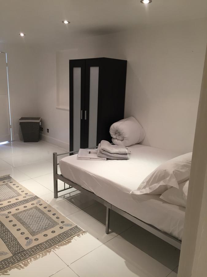 Guest house City House London