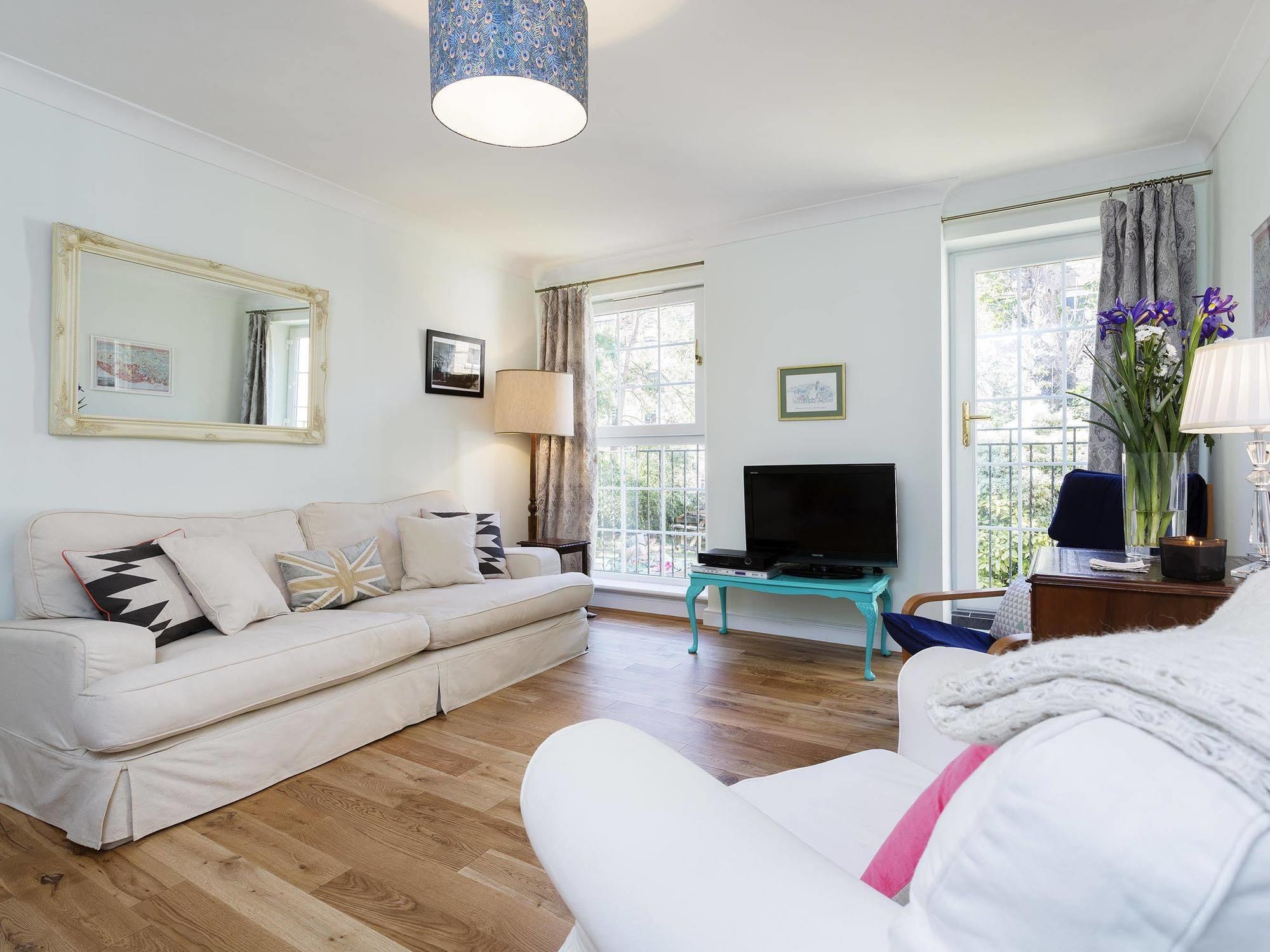 Hotel Veeve 3 Bed Flat With Parking Walford Road Stoke Newington 4*