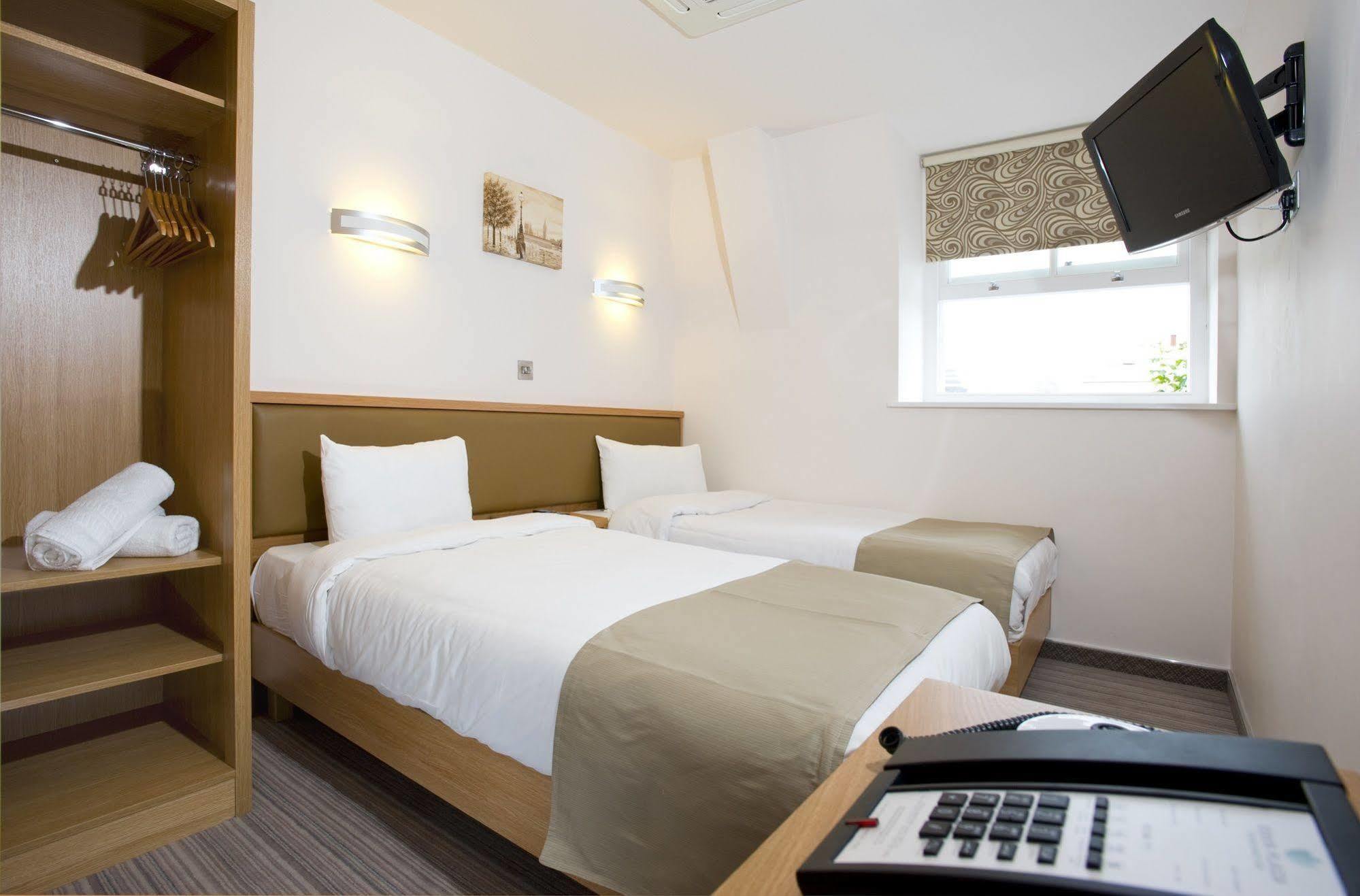 Eden Plaza Kensington Hotel London