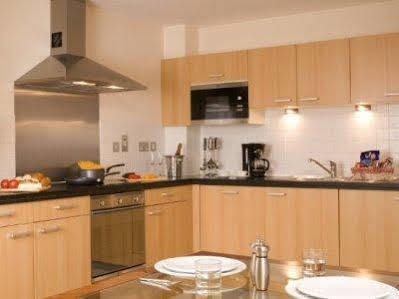 Apartahotel Marlin Bridge - Empire Square 4*
