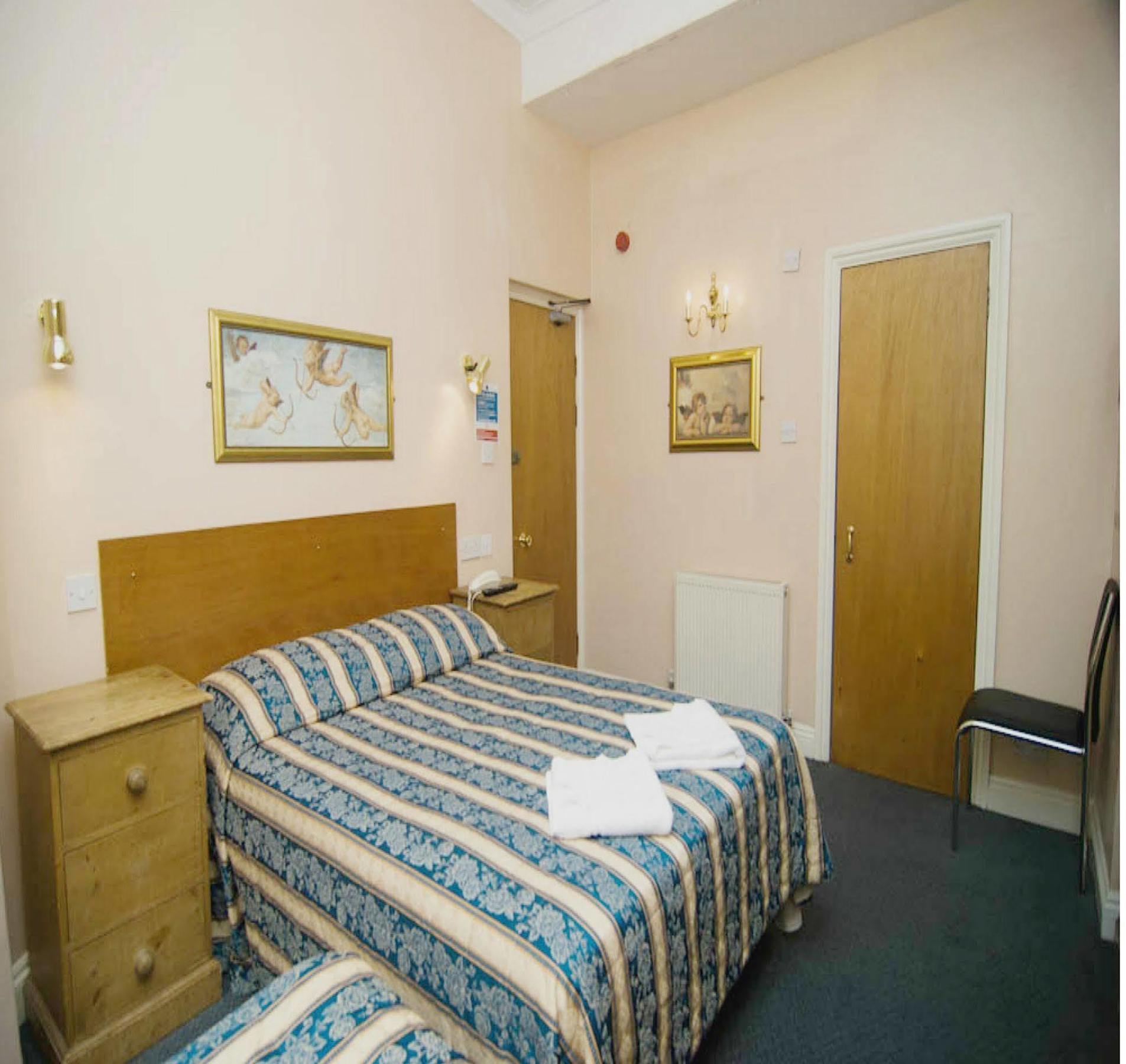 Normandie Hotel London