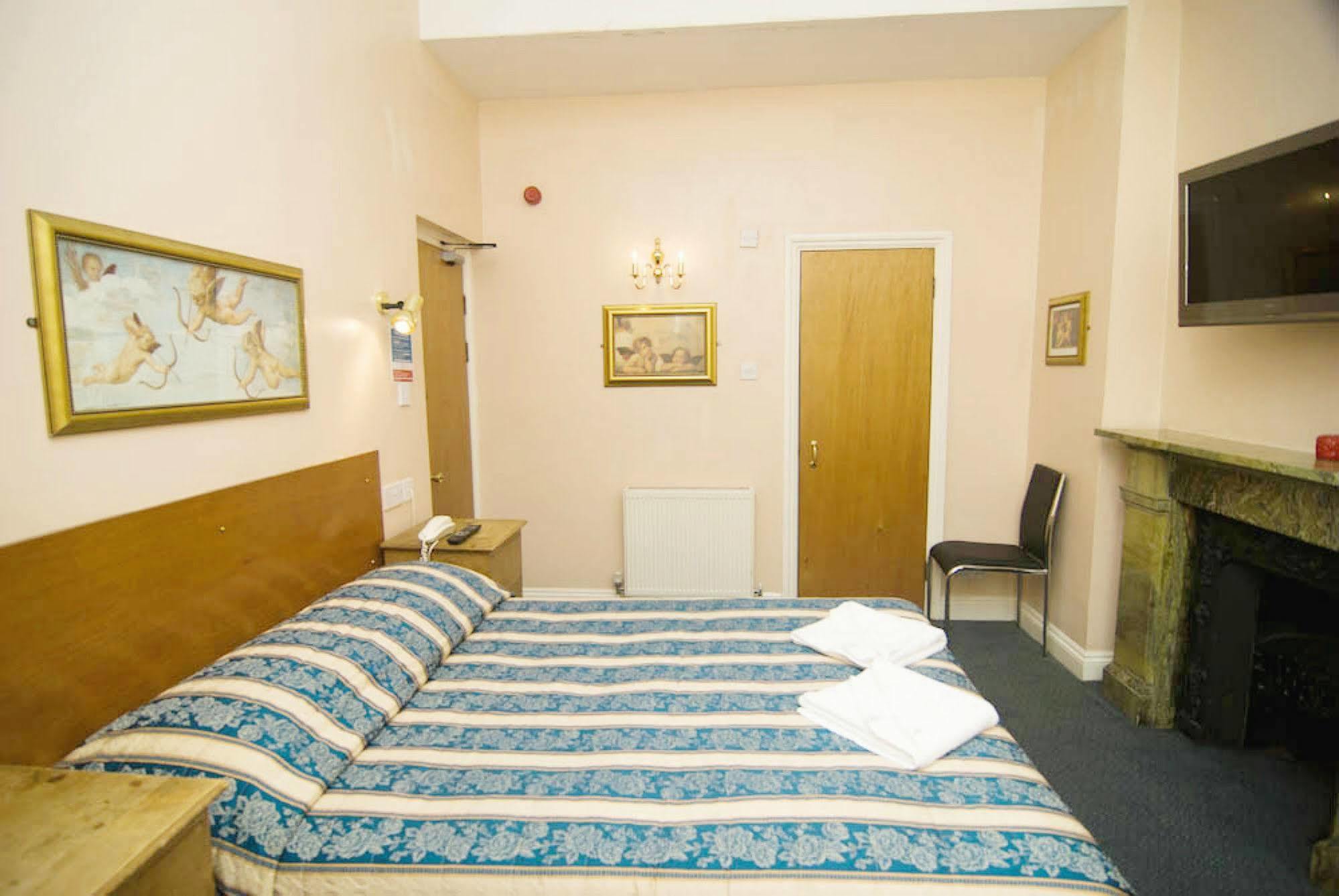 Normandie Hotel London