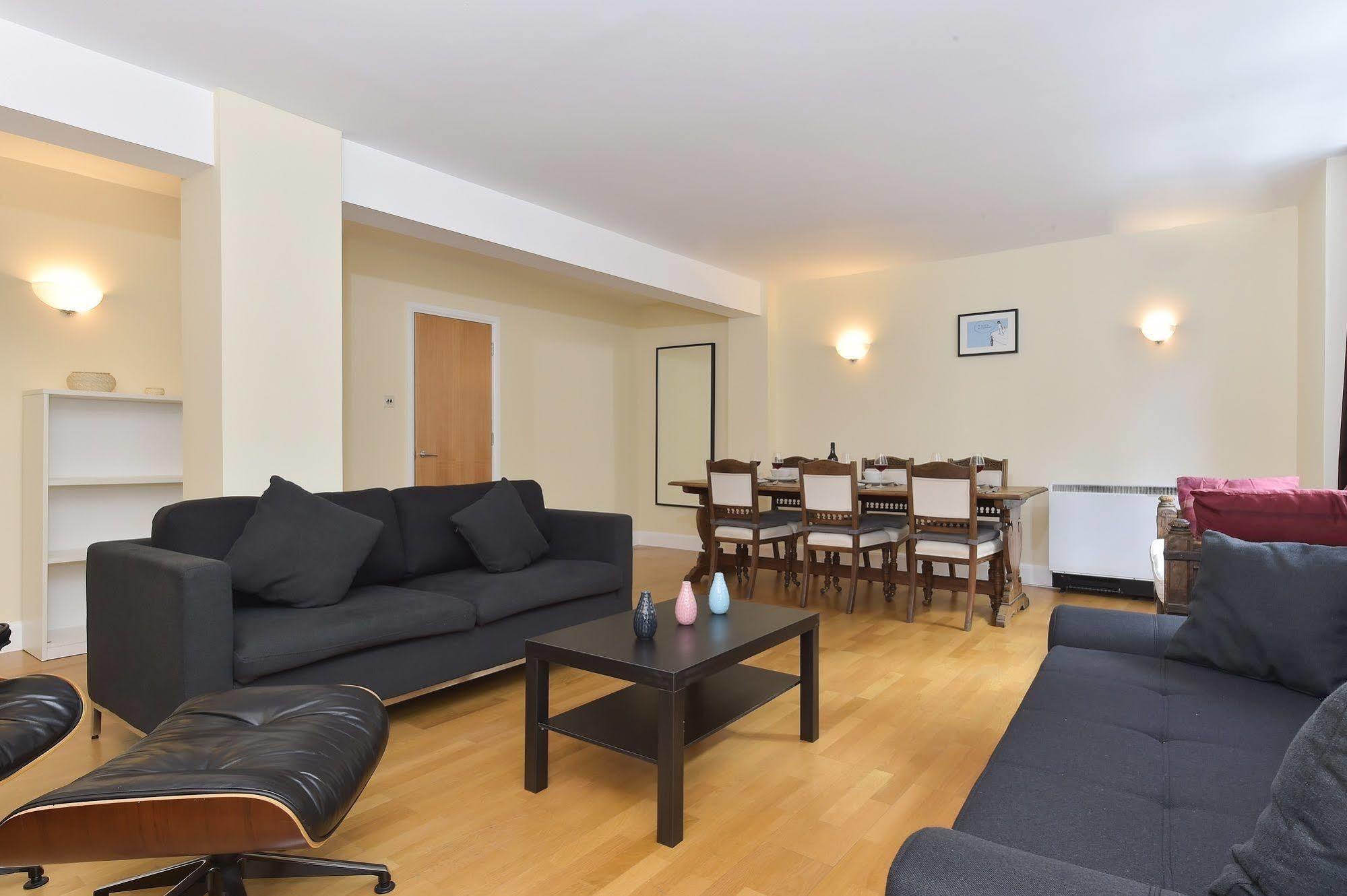 Beautiful 4-bedroom Flat In Bridge/borough! Apartment