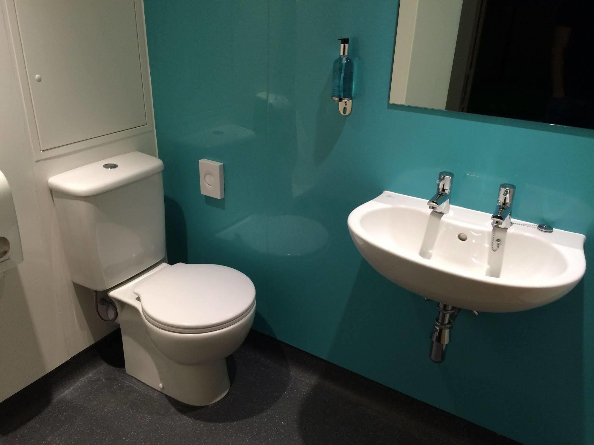 Kabannas London St Pancras Hostel *