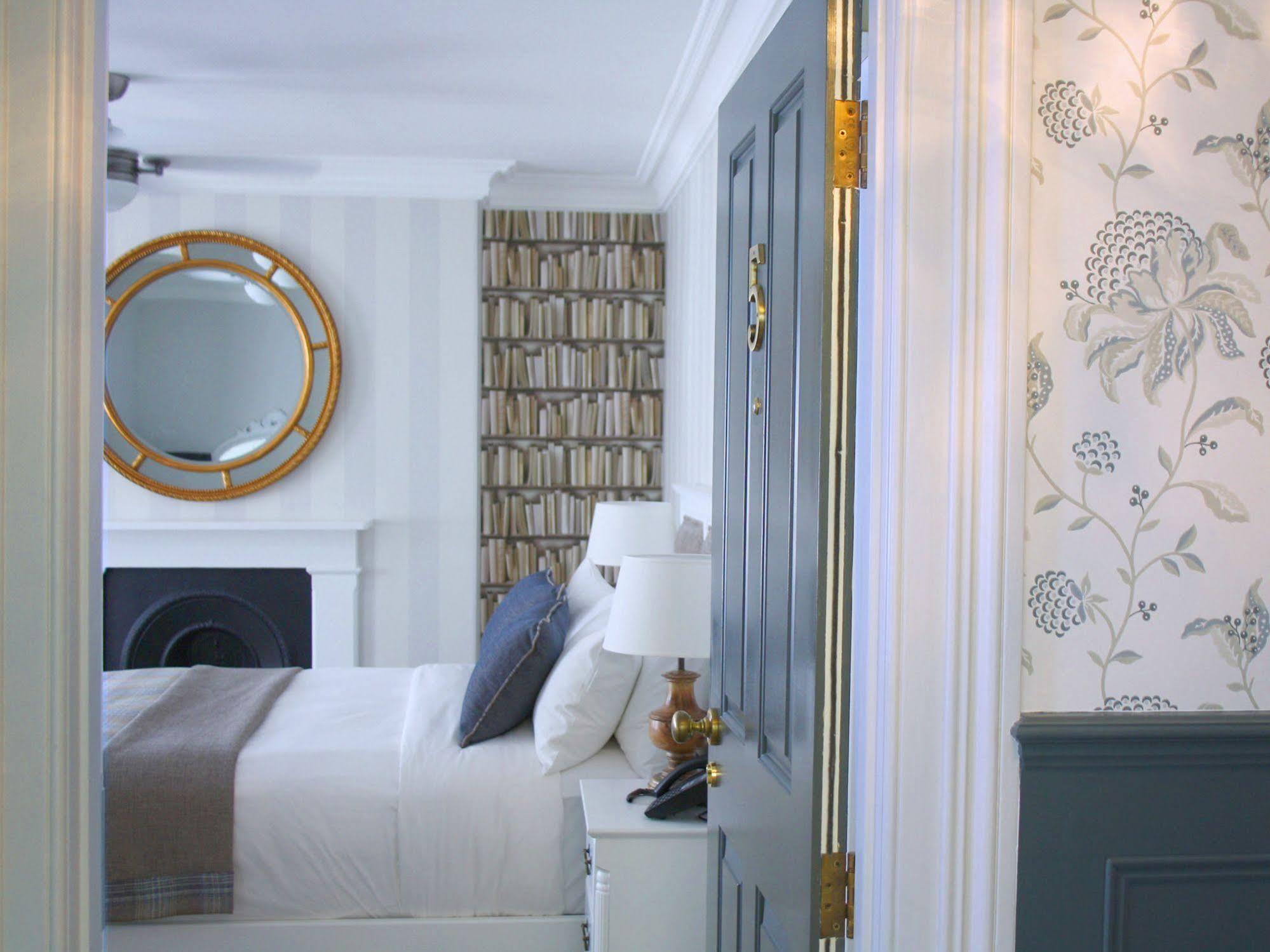 The Clerk & Well Pub And Hotel London