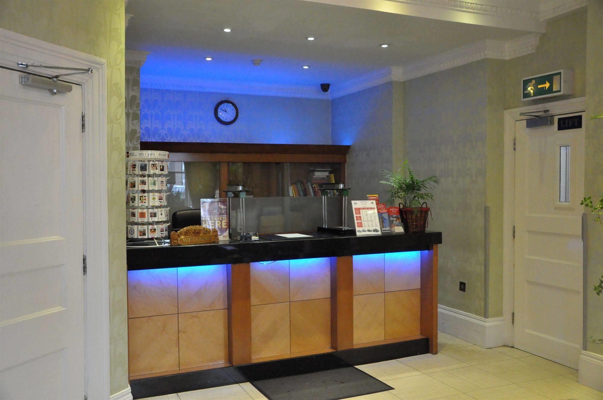 Guest house Athena - 3*