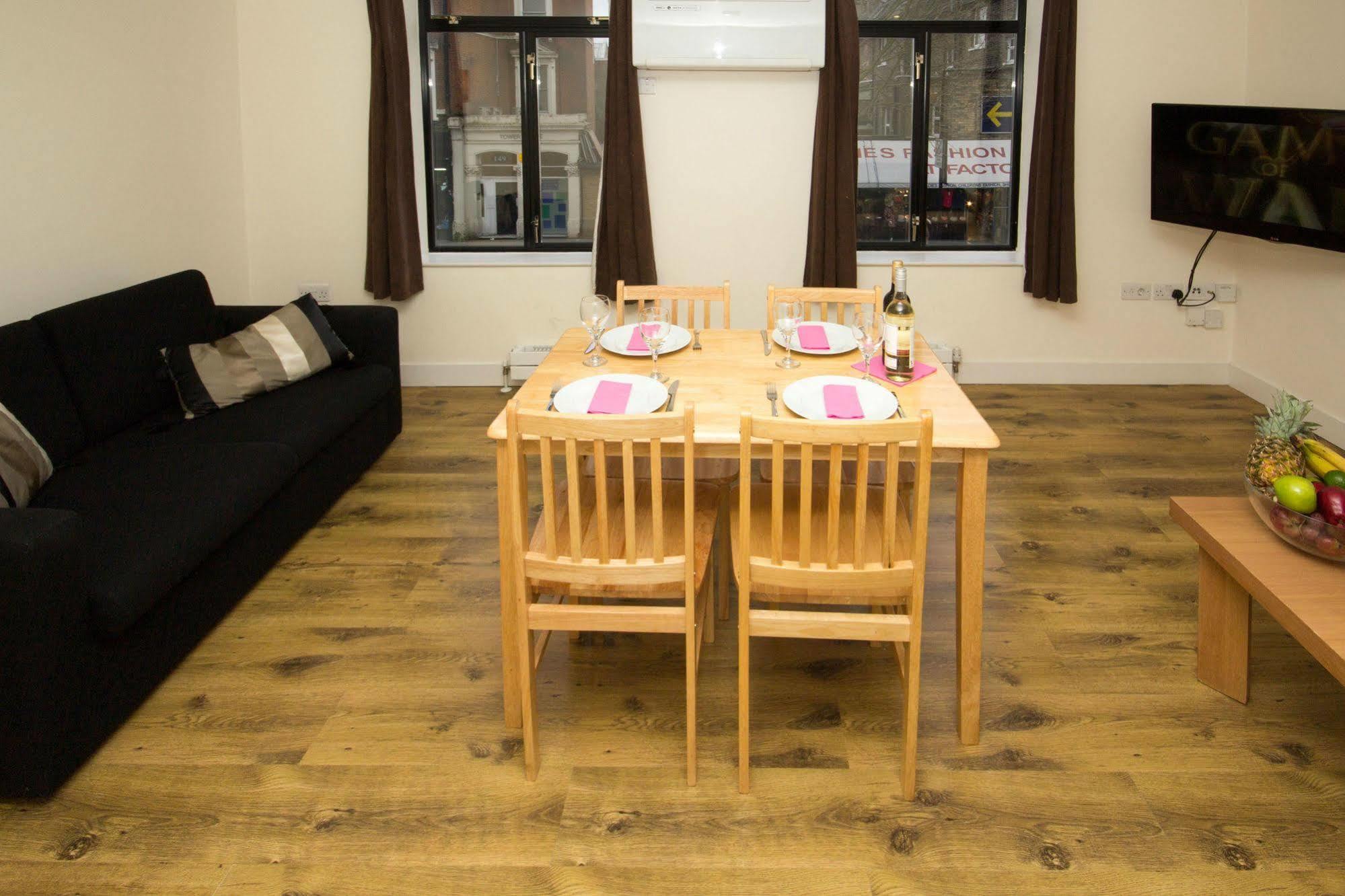 Finsbury Serviced Apartahotel 4*
