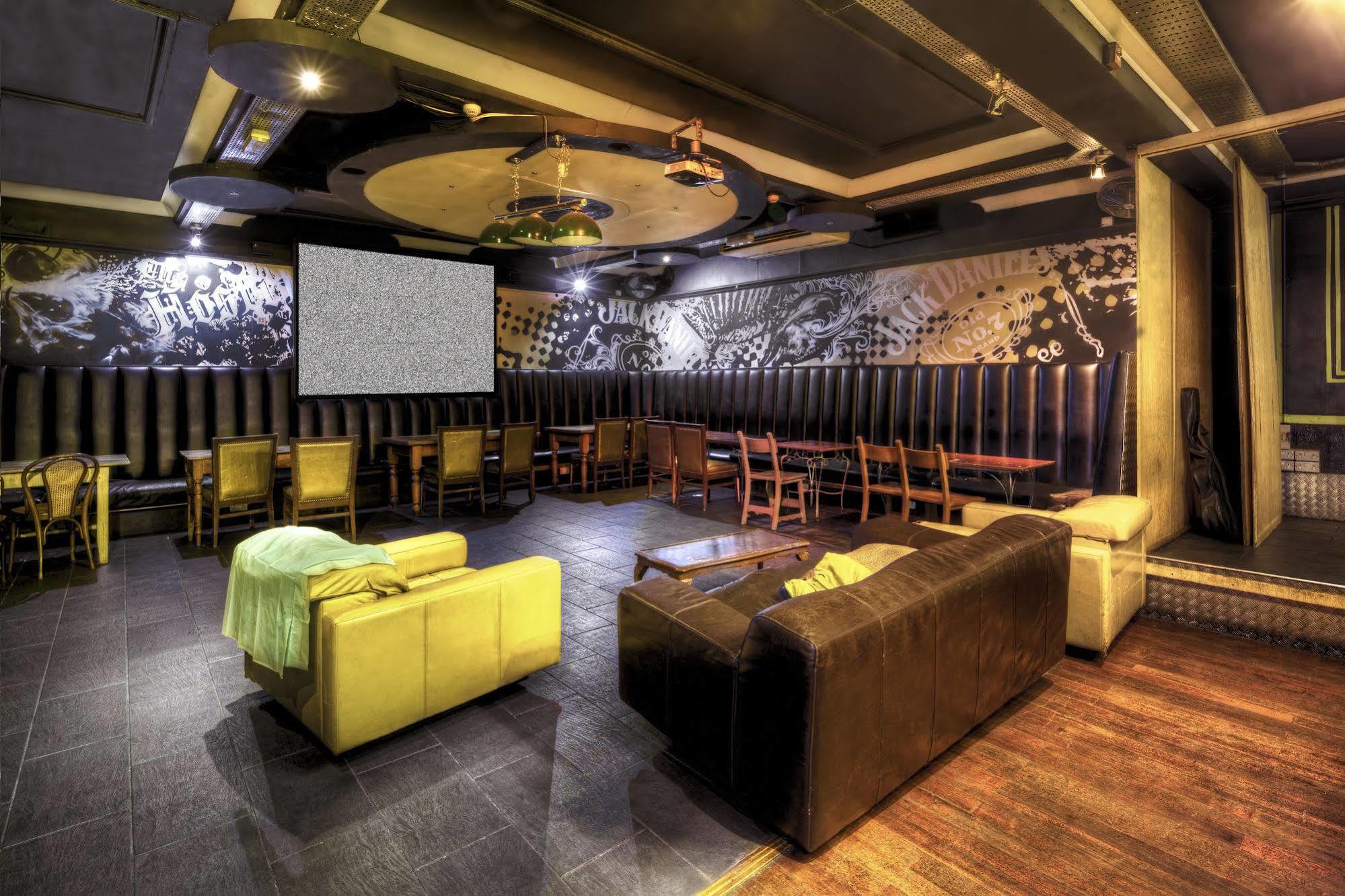 Arsenal Tavern Hostel * London