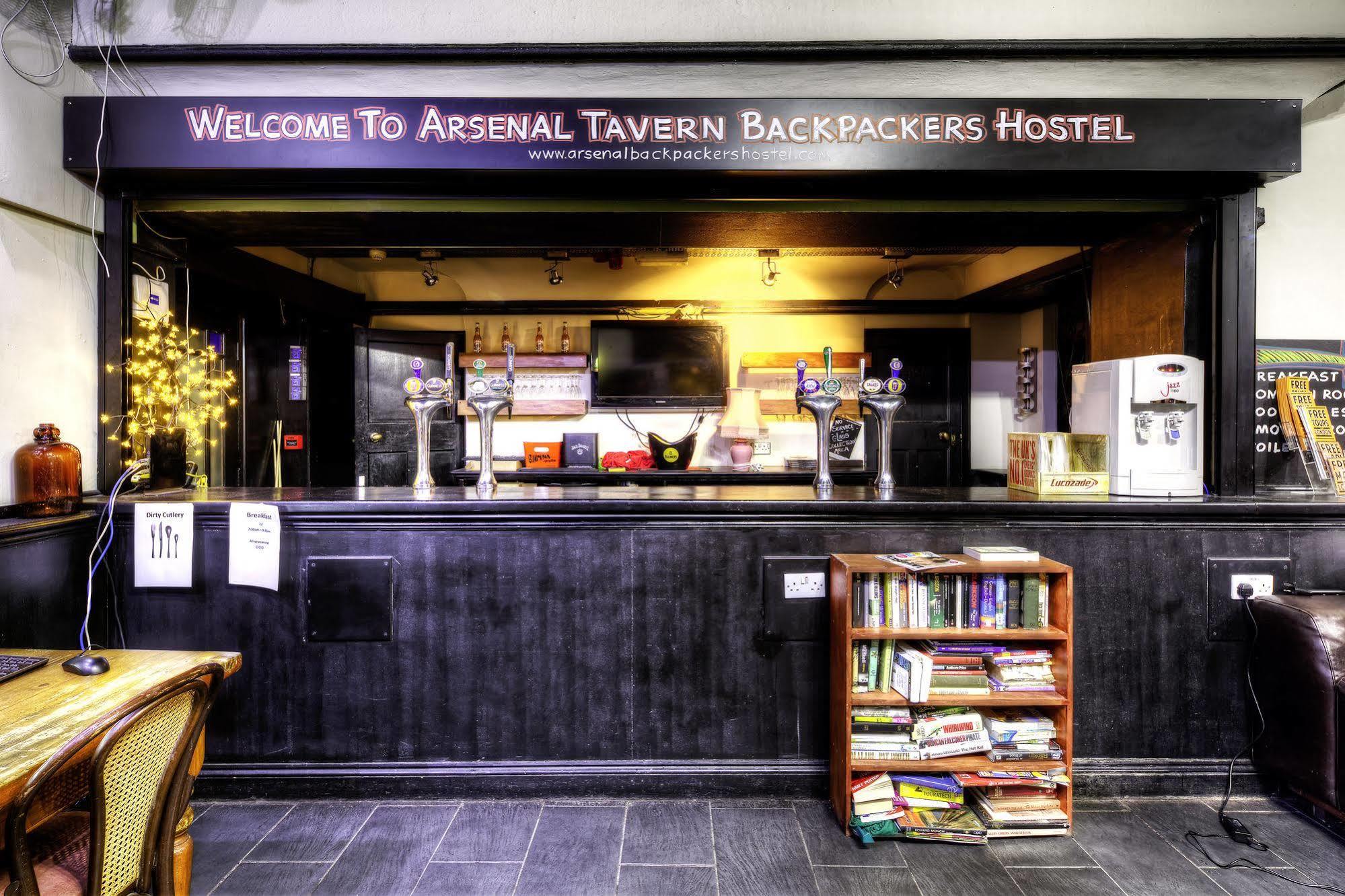 Arsenal Tavern Hostel Hostel *