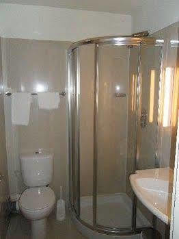 261 Hotel 2*