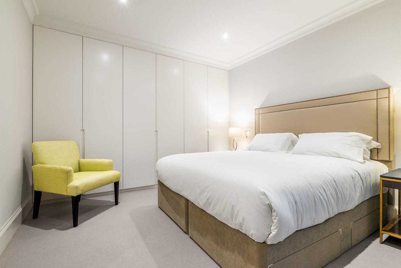 Appartement Luxury 3br In Knightsbridge W/sauna, 6 Guests Londen