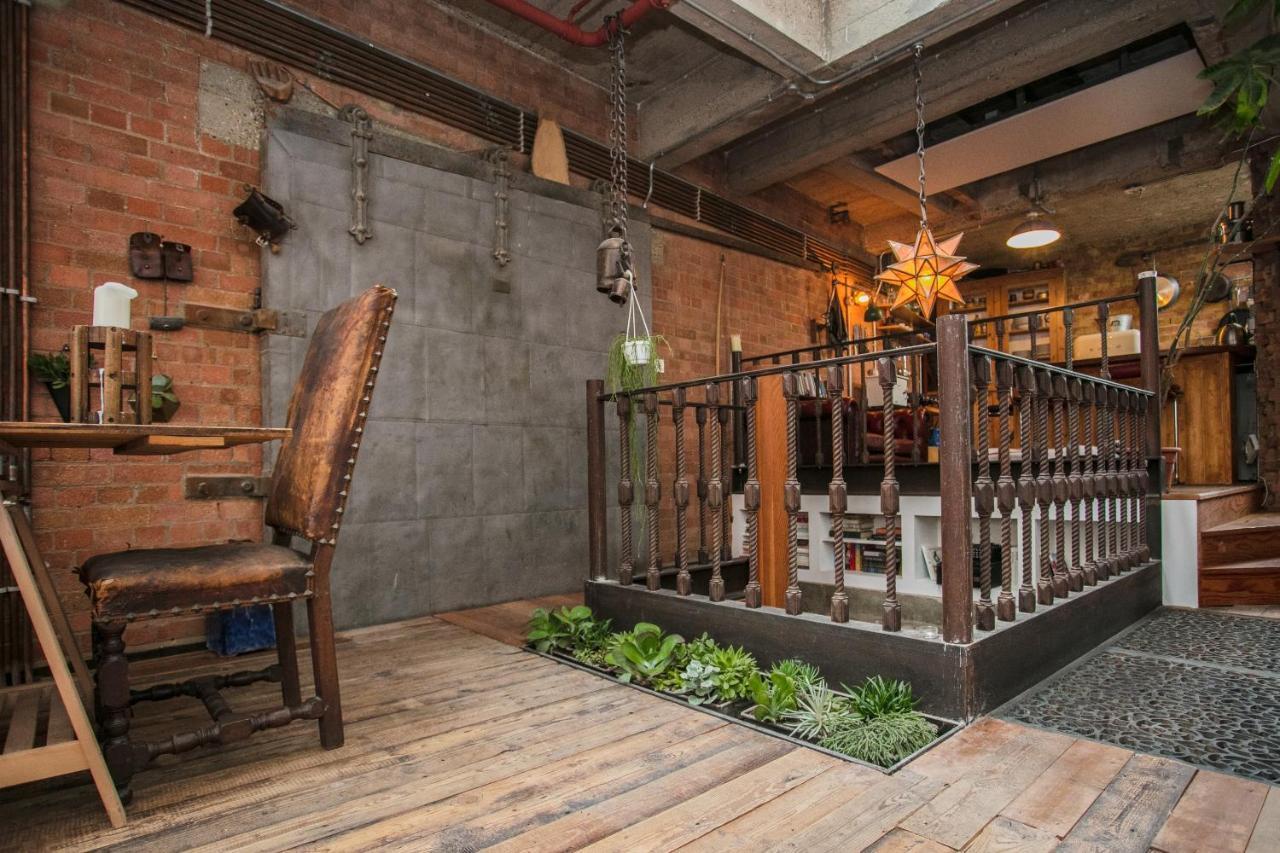 Apartment 1000+ Square Foot Loft In Former Factory *