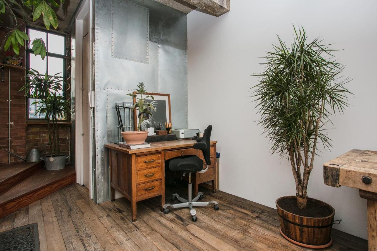1000+ Square Foot Loft In Former Factory London