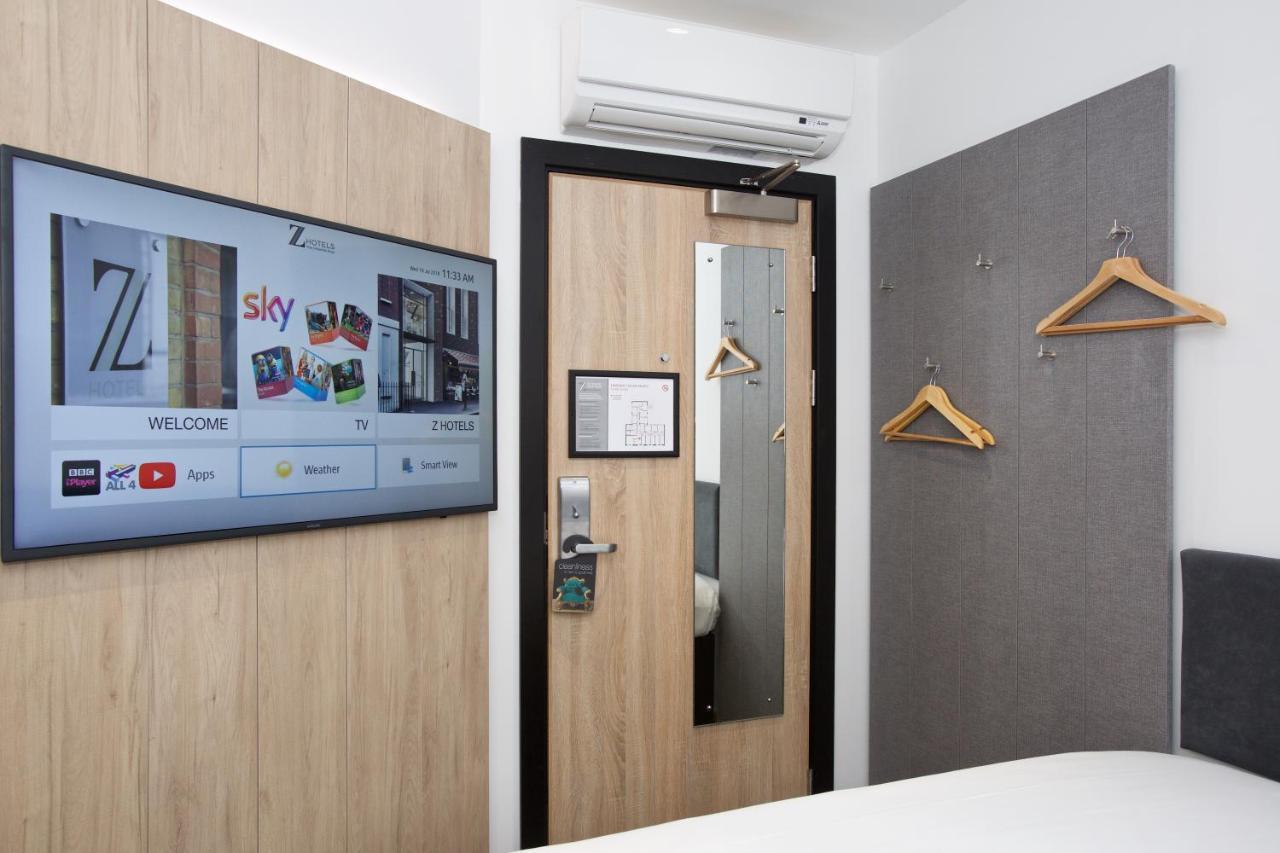 Z Tottenham Court Road 3* Londen