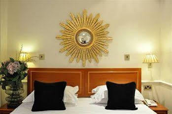 Collingham Serviced Aparthotel