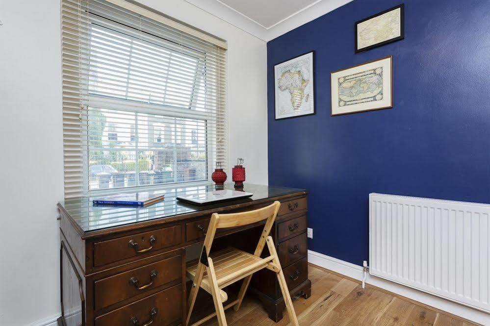 Veeve 3 Bed Flat With Parking Walford Road Stoke Newington London