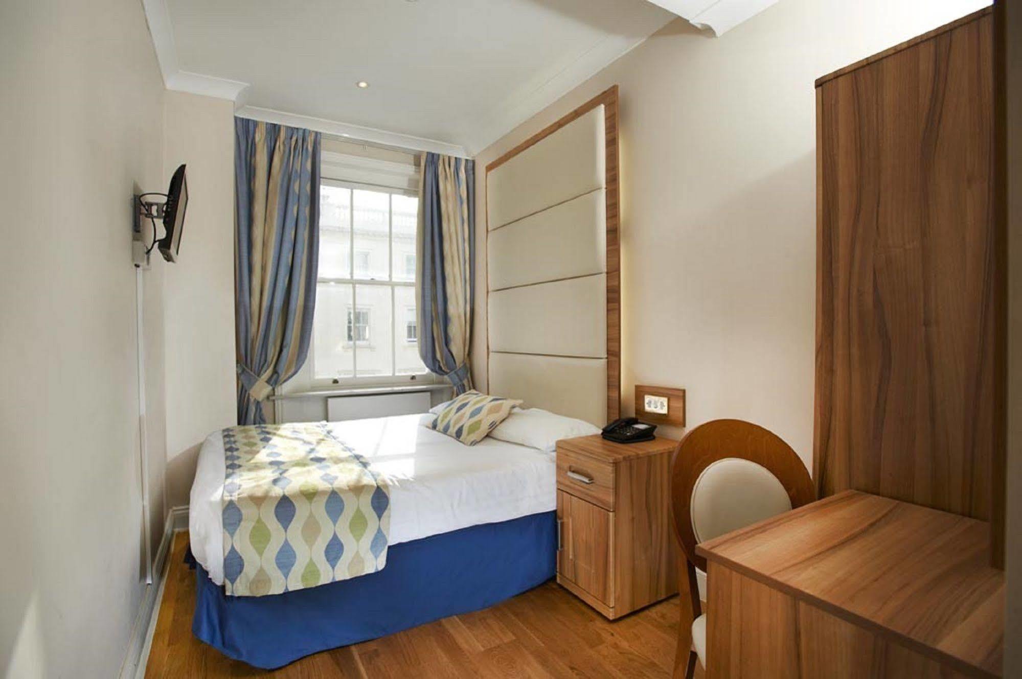 Royal Eagle Hotel London