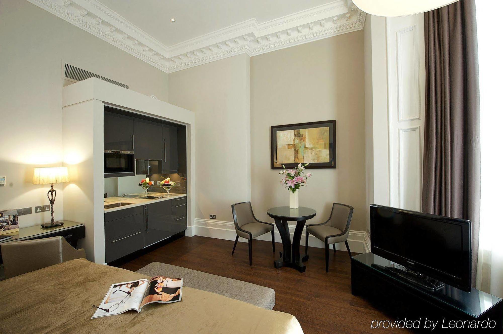 Fraser Queens Gate Aparthotel 4*