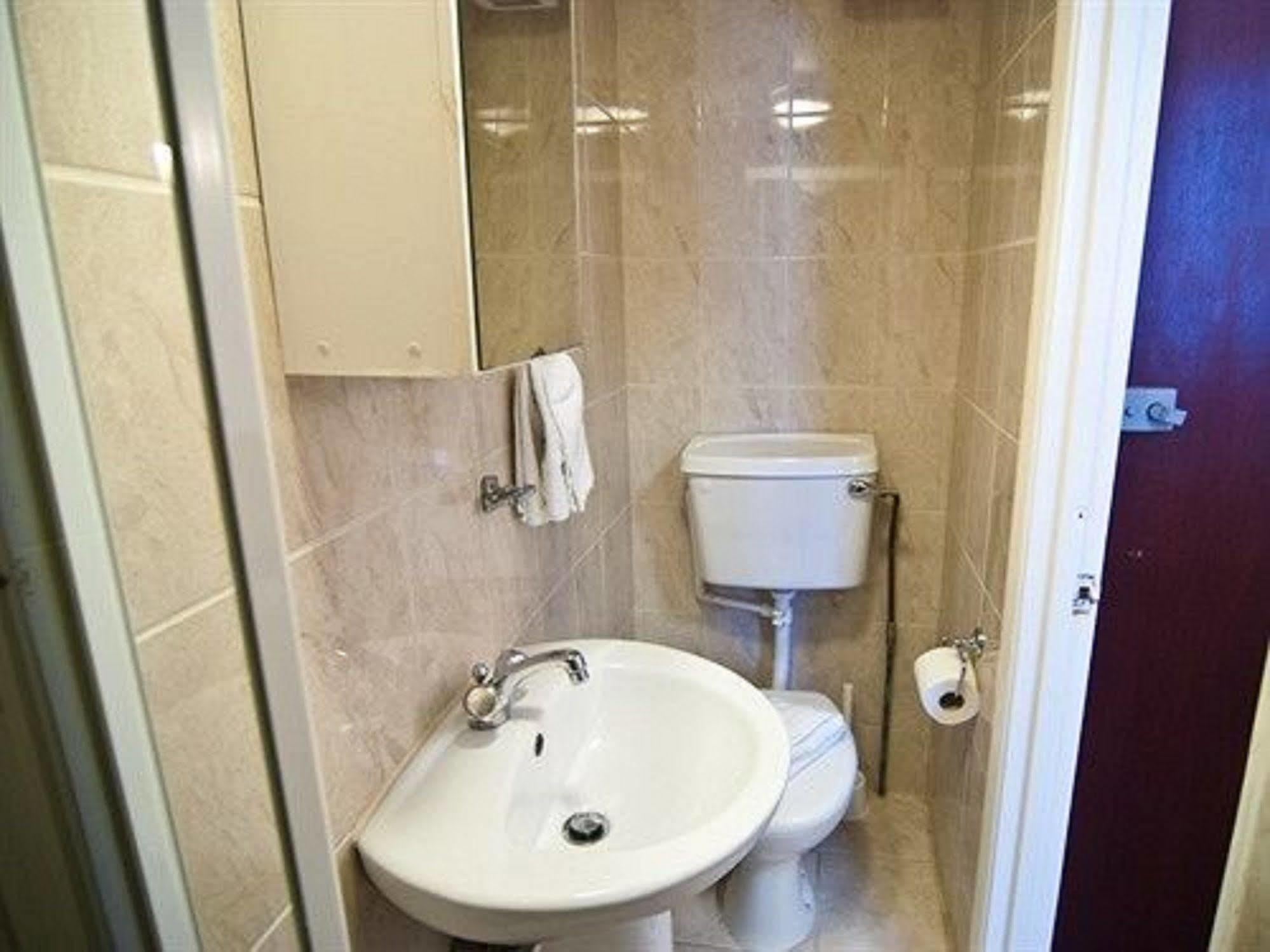 Astoria Guest house London
