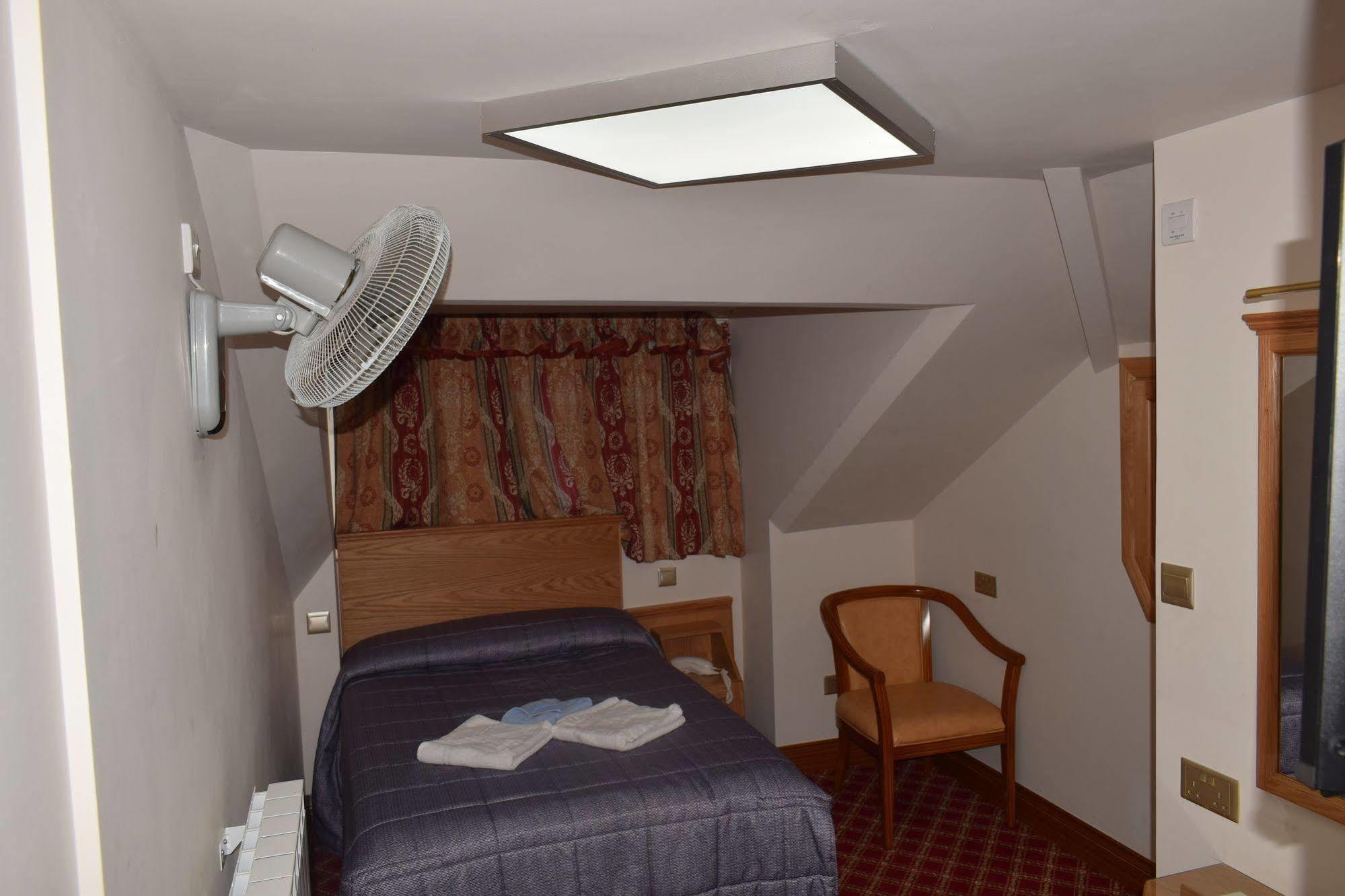 Hotel Leigham Court London